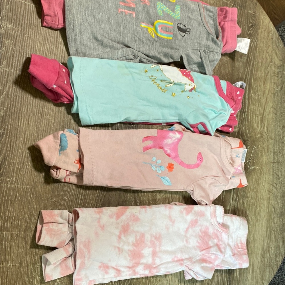 Size 2t short sleeve pjs